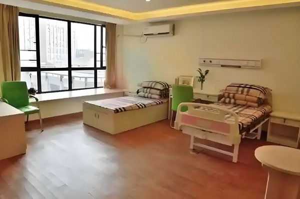 深圳入户积分入户紧缺工种_广东女子公开赛启动下半赛季刘宇婕资格赛入围 6年最新中报根据的2财务数据
